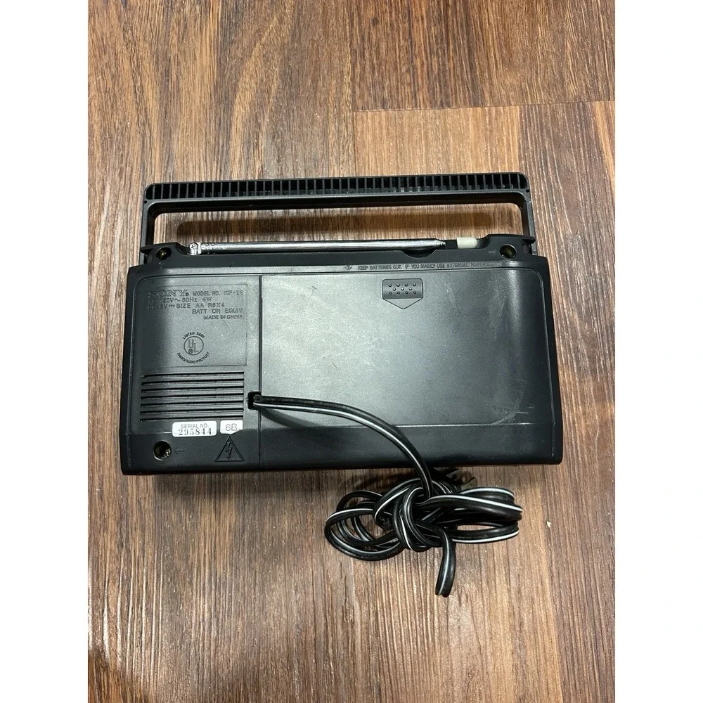 Vintage‎ Sony ICF-24 FM/AM 2 Band Portable Radio Model Tested 2 Way Power AC/DC